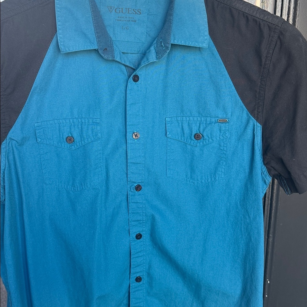 GUESS Men's Blue and Black Casual Shirt - Picture 3 of 6